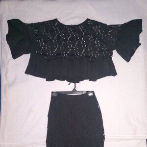 Stylish skirt set